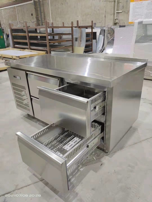 Aktueller Firmenfall über Besonders angefertigt! 4 Fach Undercounter-Kühler 5ft für ukrainischen Kunden