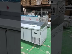 Kühlschrank mit Schubladen